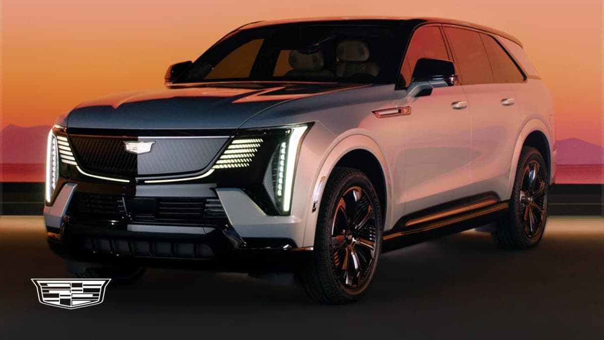 Cadillac Launches All-Electric ESCALADE IQ and OPTIQ in Egypt