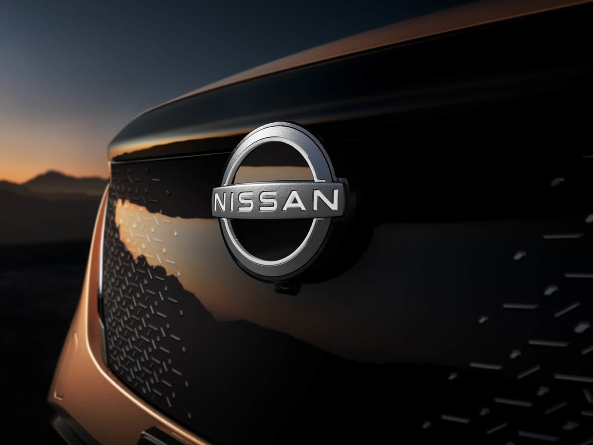 Nissan Sunny vs Nissan Magnite 2027: Which Should You Buy?